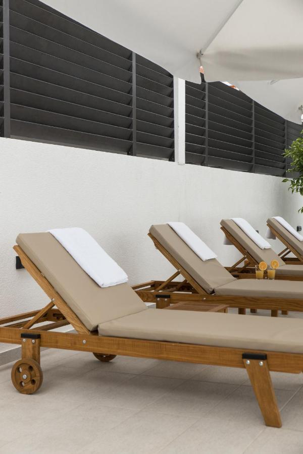 Apartment Zara - Luxury Apartment With Private Pool エクステリア 写真
